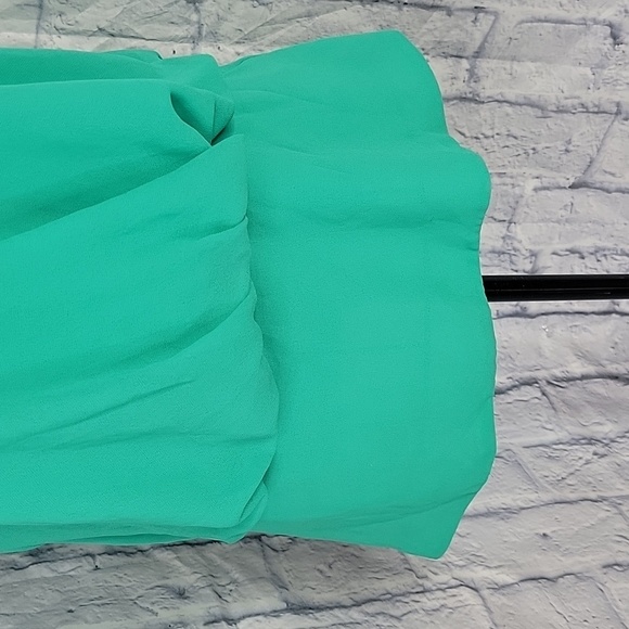 NAKED ZEBRA Green Sleeveless Blouse Medium - Picture 3 of 8